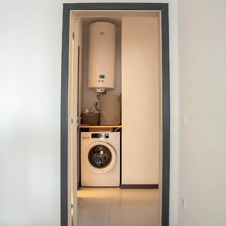 Spacious 3bd Flat With Parking And Sea View By Flat Mаnаger Διαμέρισμα Τσερνομόρετς