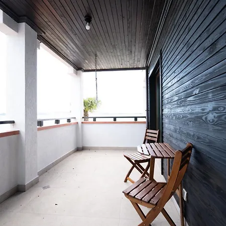 Apartament Spacious 3bd Flat With Parking And Sea View By Flat Mаnаger
