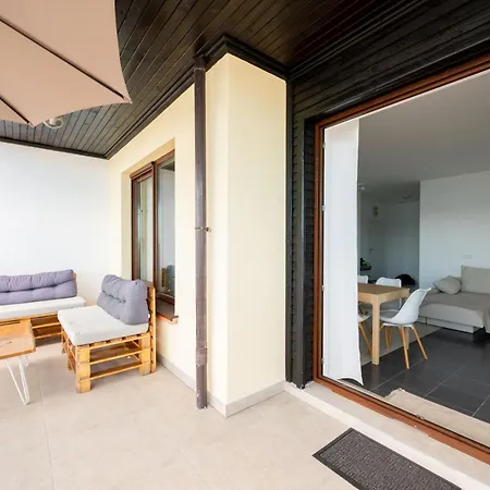 Apartament Spacious 3bd Flat With Parking And Sea View By Flat Mаnаger