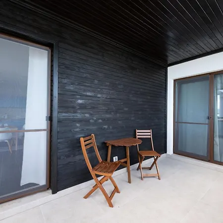 Spacious 3bd Flat With Parking And Sea View By Flat Mаnаger